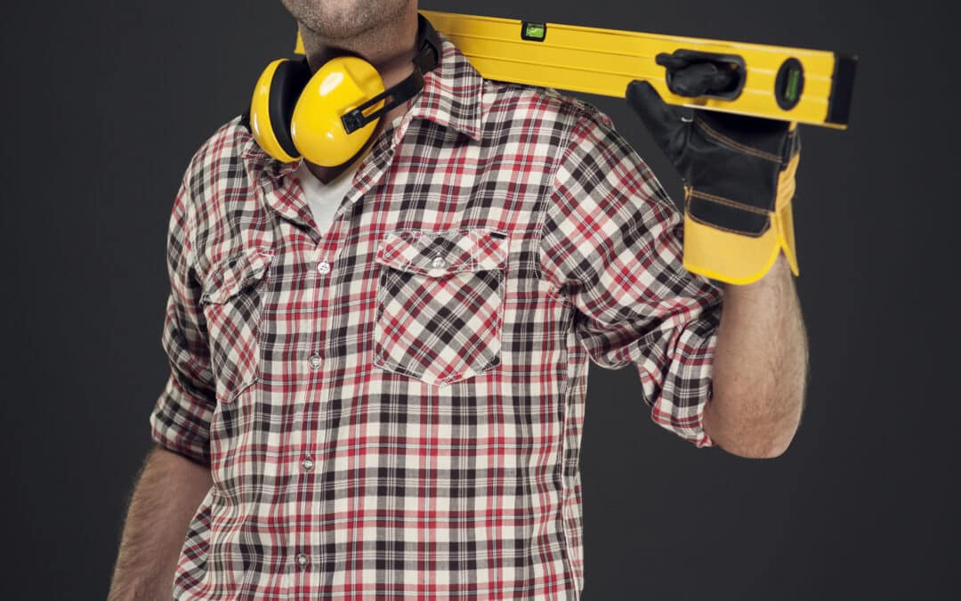 Hiring the Right Remodeler in Tampa: 7 Questions to Ask Before Starting Your Kitchen or Bath Project